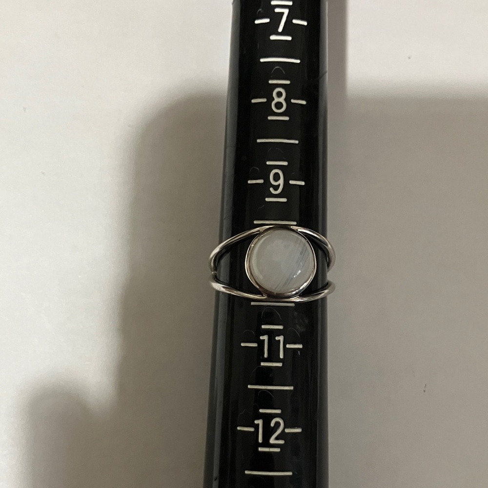 Sterling Silver Milky Quartz Ring Split Setting - image 3